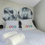 L'aquarelle - Bord Du Clain, Calme, Netflix Apartment Poitiers
